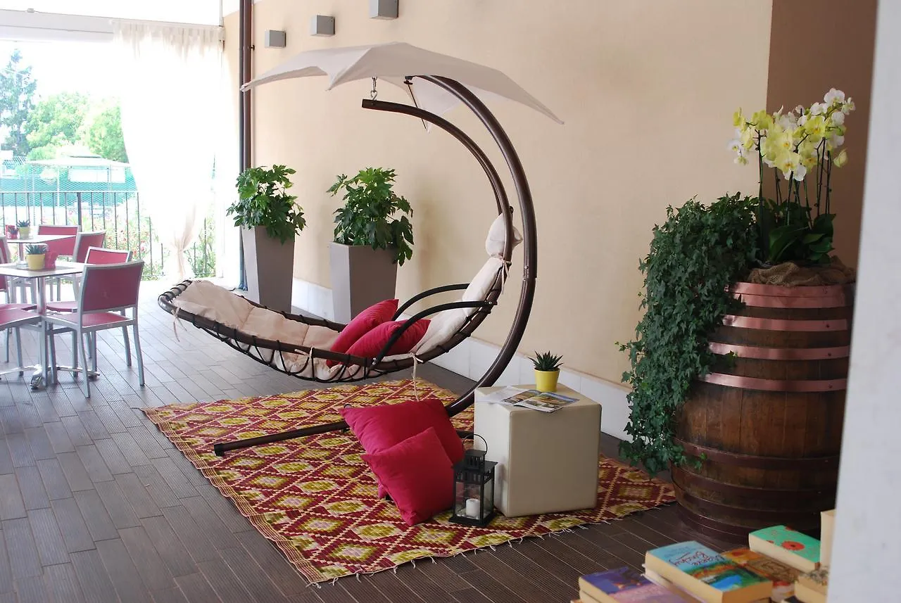 Kairos Garda Hotel Castelnuovo del Garda Włochy