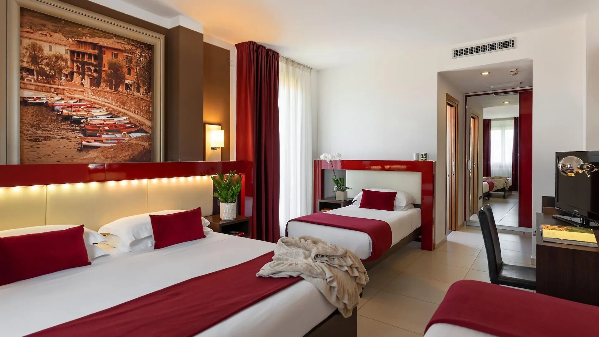 Kairos Garda Hotel Castelnuovo del Garda