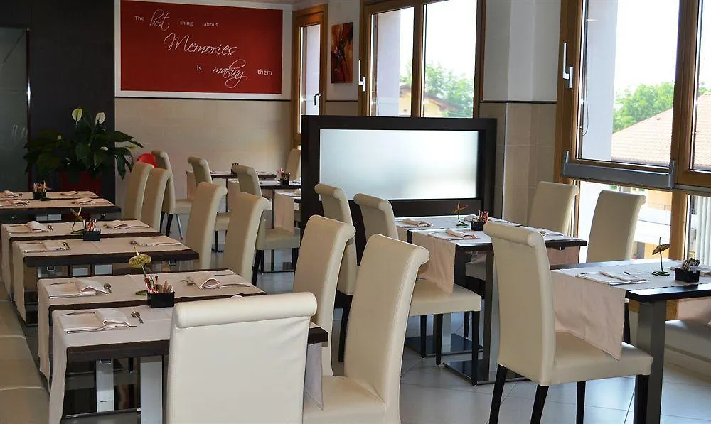 Kairos Garda Hotel Castelnuovo del Garda Italy