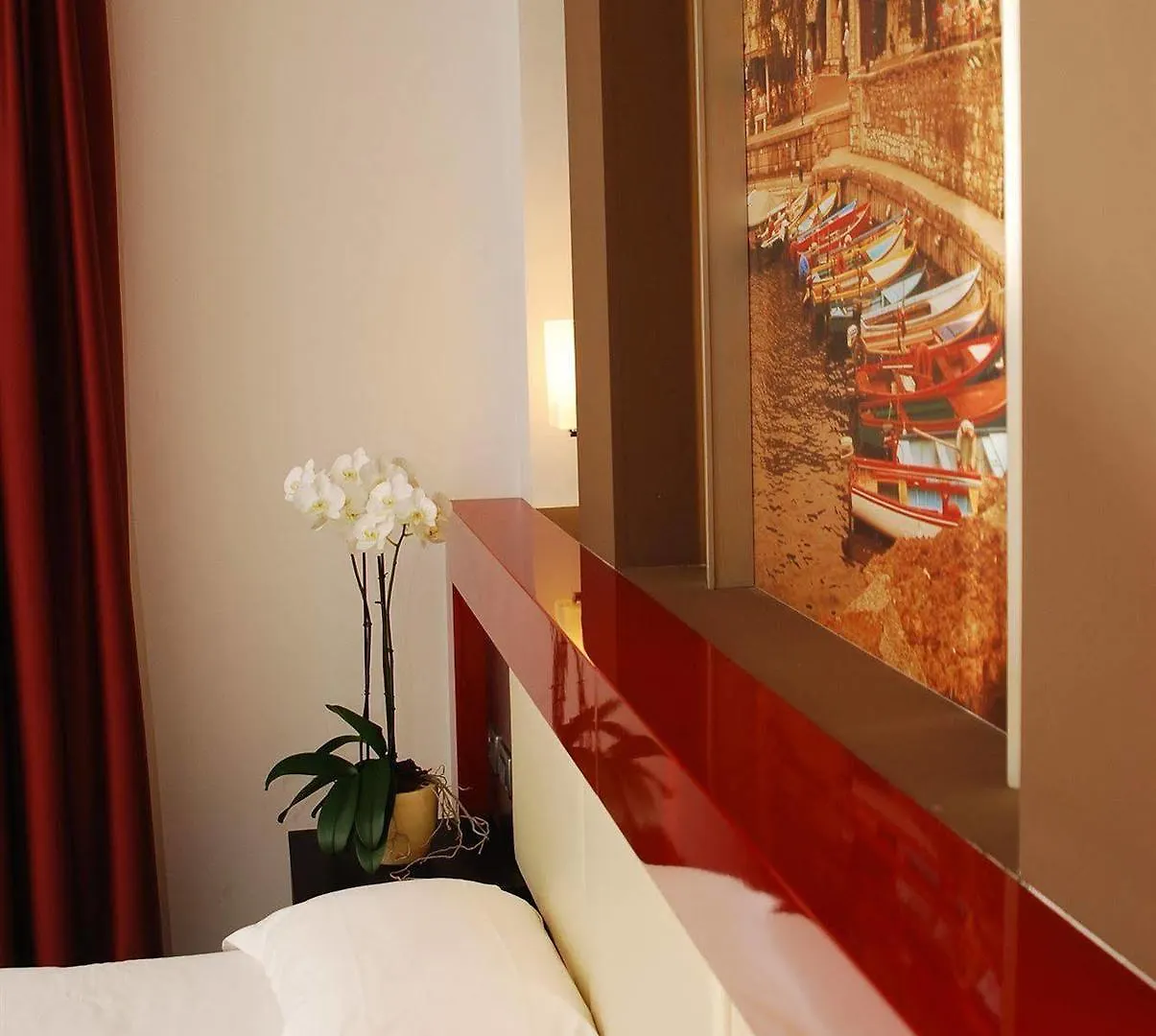 Kairos Garda Hotel Castelnuovo del Garda