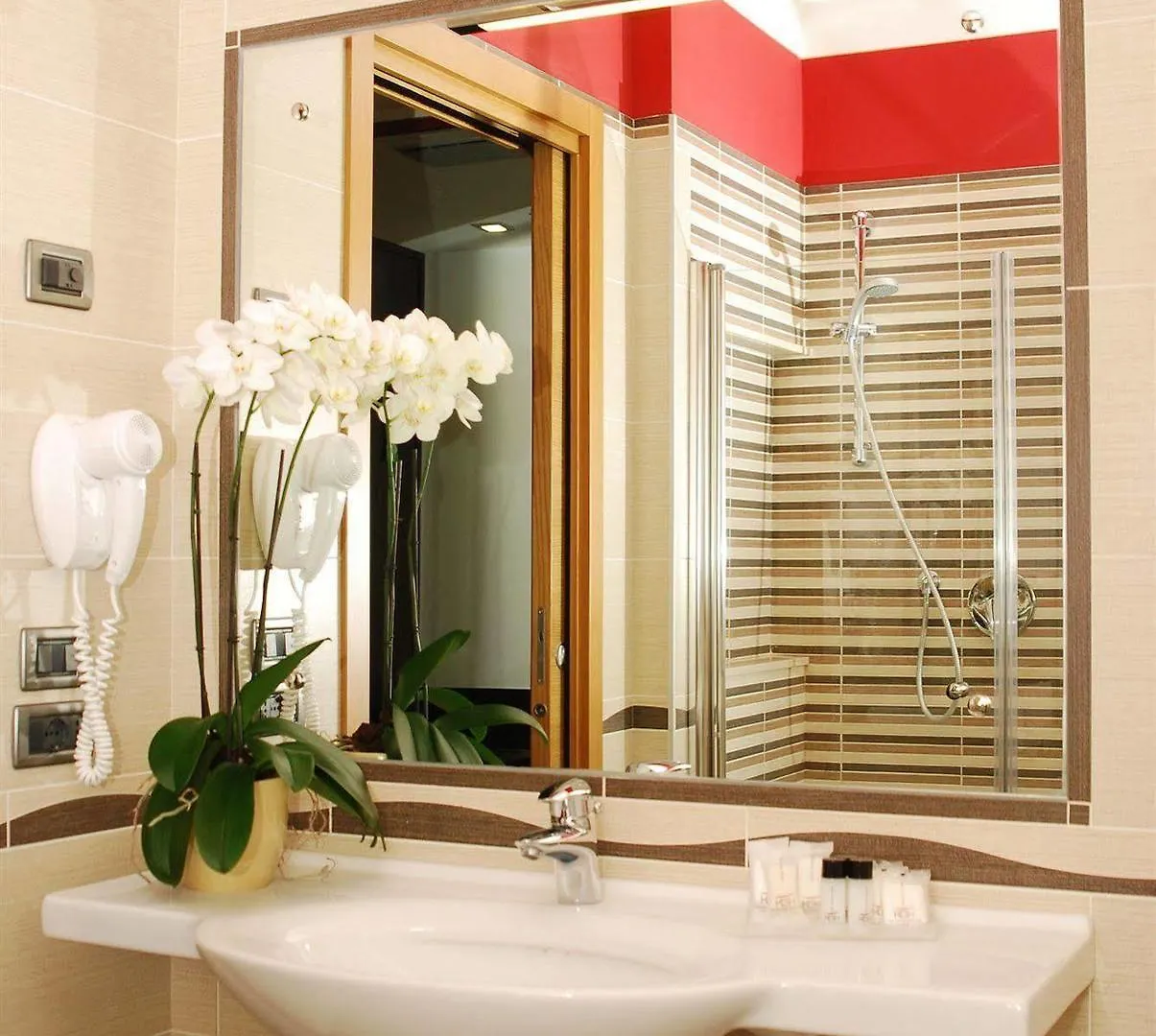Kairos Garda Hotel Castelnuovo del Garda